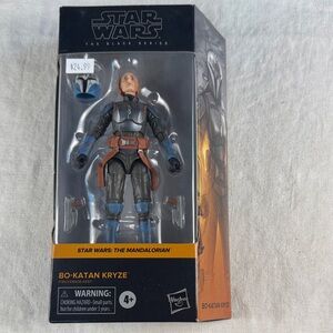 Star Wars The Mandalorian Bo-Katan Kryze Figure with Blue and Brown Armor